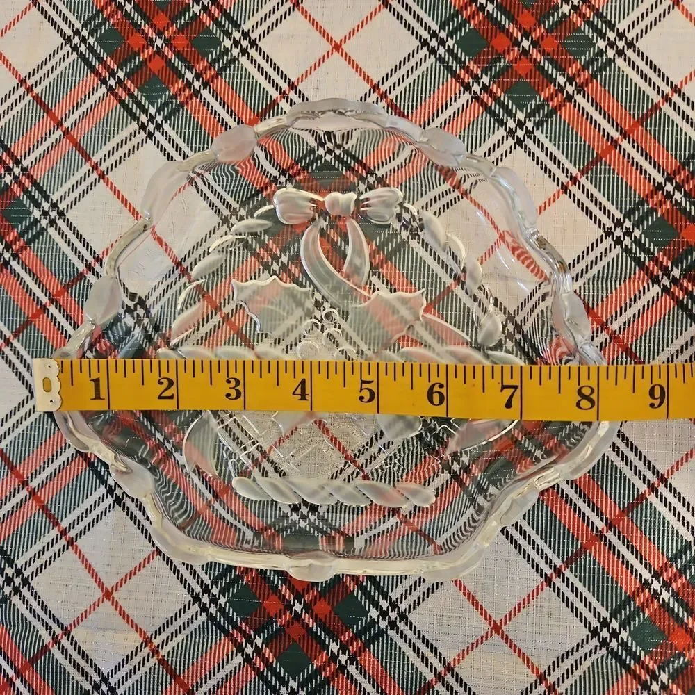 Set Of 2 Mikasa Clear Crystal Holiday Poinsettia Basket Dish